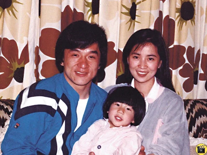Джеки чан биография личная жизнь семья жена дети фото