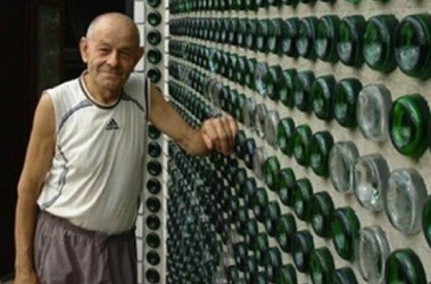  «Восемь тысяч бутылок от шампанского и яркое воображение»: Мужчина выбрал альтернативный способ строительства коттеджа