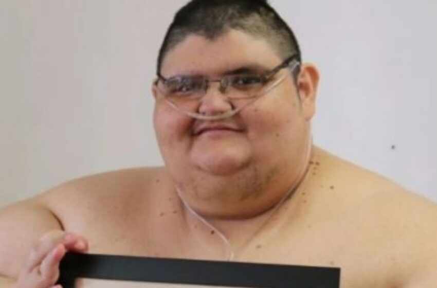  «Он был самым толстым человеком в мире, веся больше 500 кг»: Как он выглядит спустя три год?