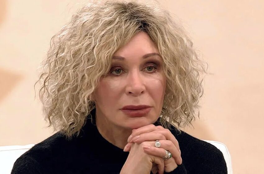  Побрил матери голову и показал ее настоящую. Как сегодня выглядит актриса Васильева?