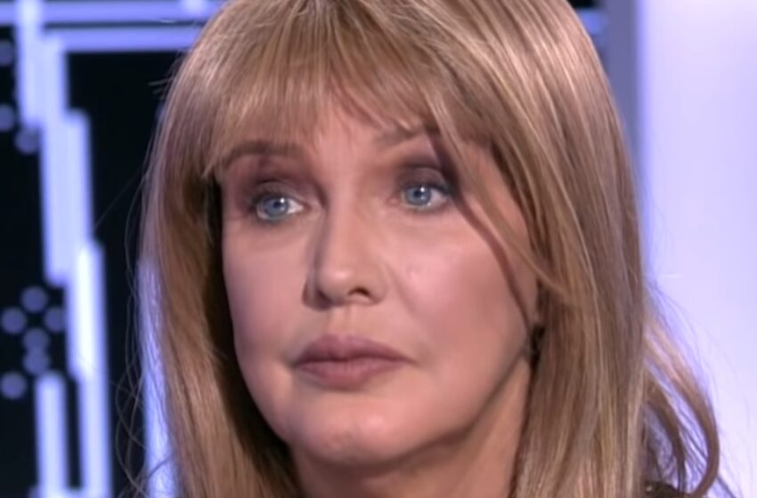  «Не мать, а ноль без палочки»: Почему старшая дочь Прокловой относится к ней с ненавистью?