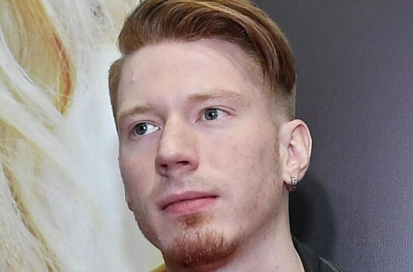  «Просто ей не нужен бедный и безработный»: Экс-супруга Преснякова-младшего ищет нового мужа в кружевных мини-шортах